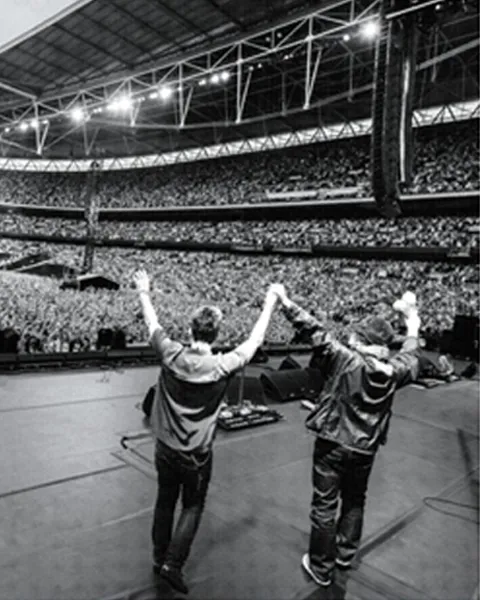 Oasis Rock N Roll Stars